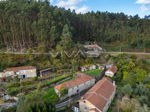 Moradia para Restaurar T3 Venda em Dossãos,Vila Verde