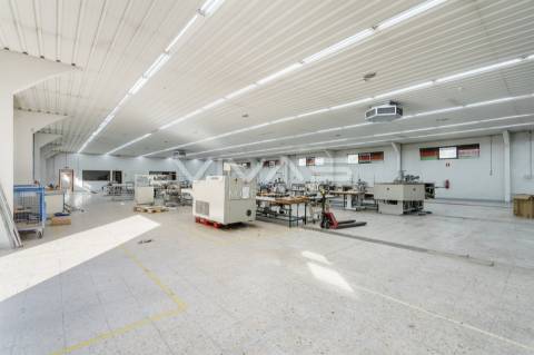 Pavilhão  Venda em Gême,Vila Verde