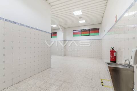 Pavilhão  Venda em Gême,Vila Verde