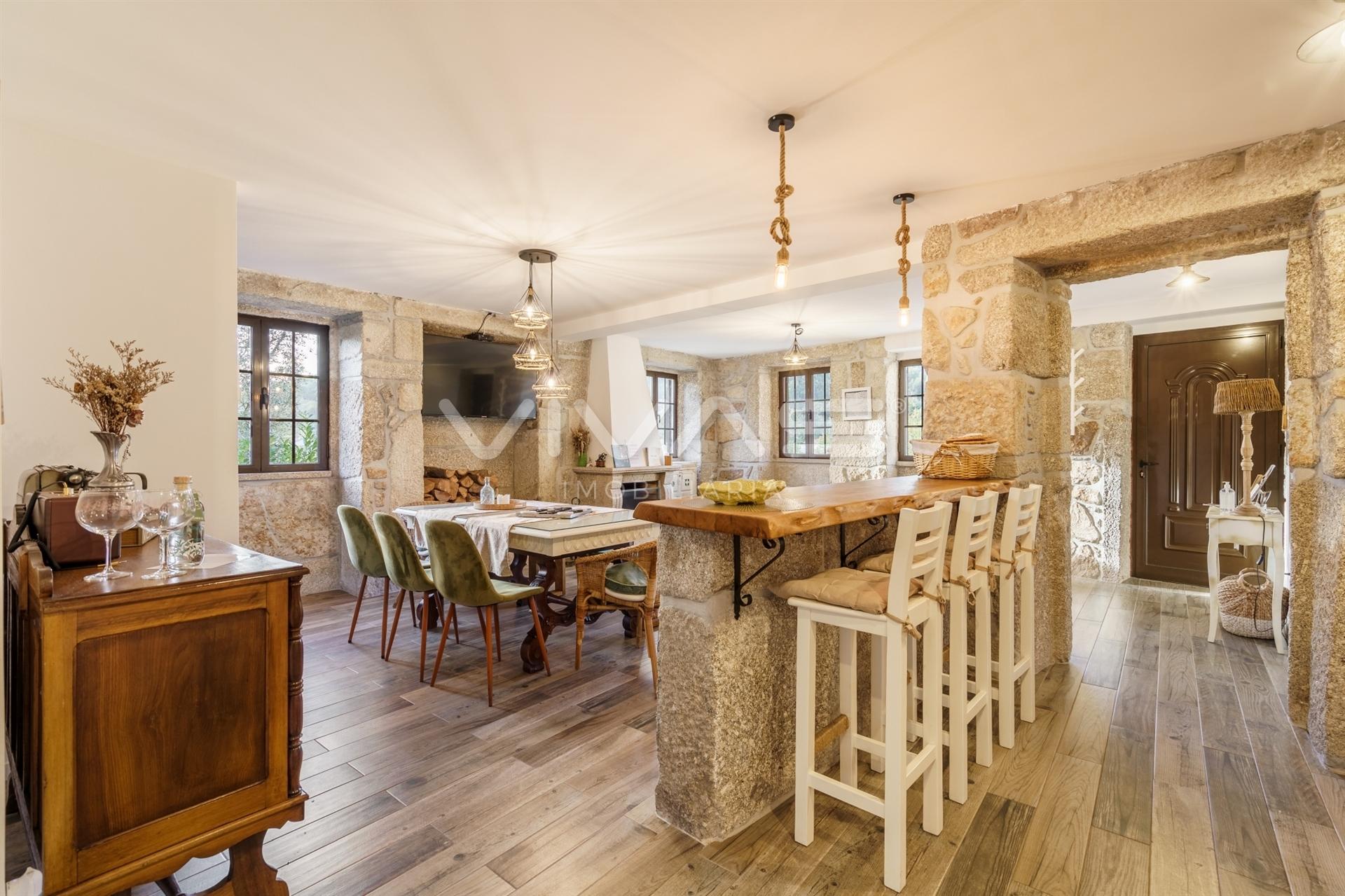 Moradia T4 Venda em Valbom (São Pedro), Passô e Valbom (São Martinho),Vila Verde