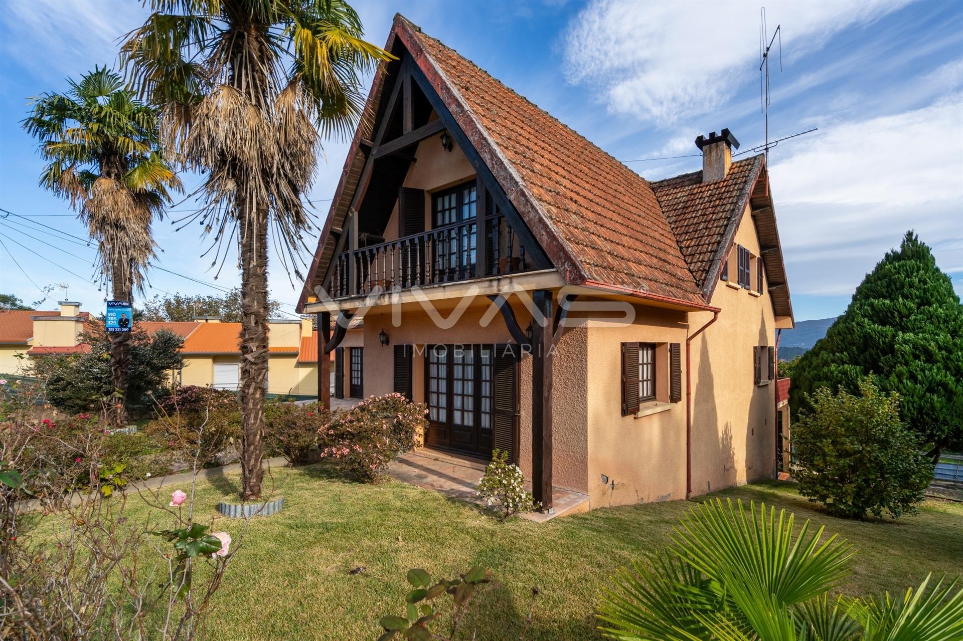 Moradia T4 Venda em Vila Verde e Barbudo,Vila Verde