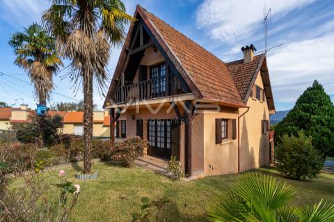 Moradia T4 Venda em Vila Verde e Barbudo,Vila Verde