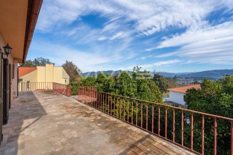 Moradia T4 Venda em Vila Verde e Barbudo,Vila Verde