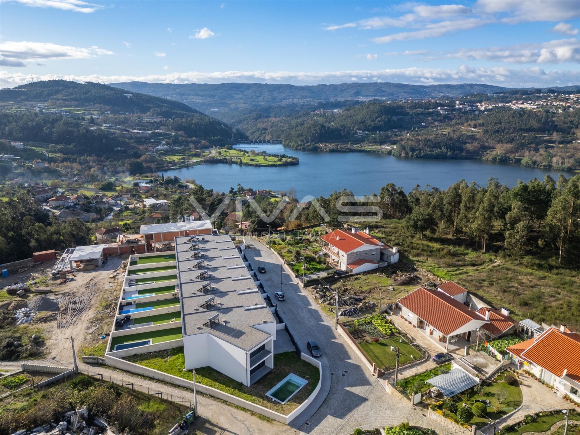 Moradia T3 Venda em Alpendorada, Várzea e Torrão,Marco de Canaveses