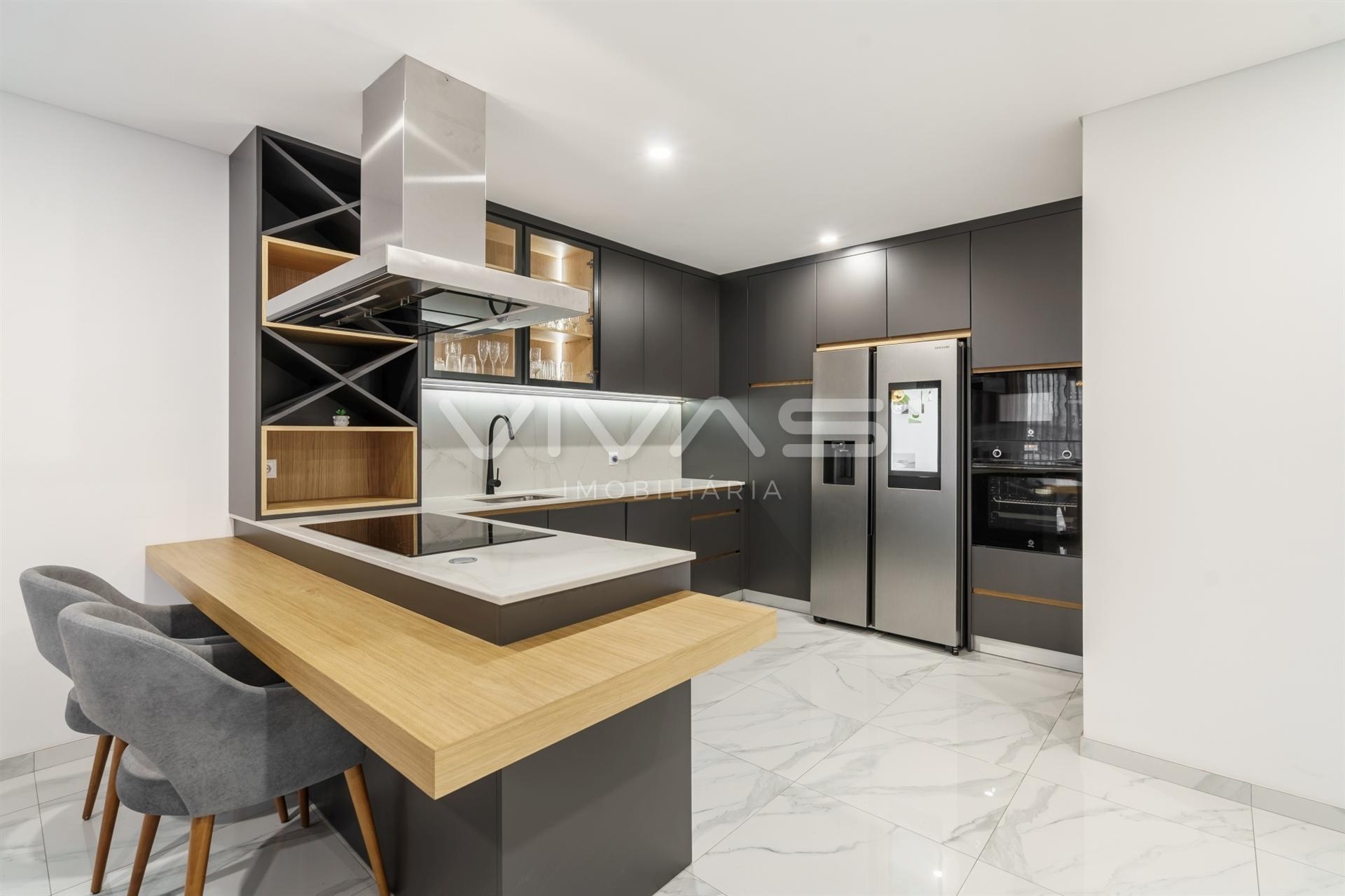 Moradia T3 Venda em Alpendorada, Várzea e Torrão,Marco de Canaveses