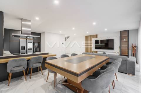 Moradia T3 Venda em Alpendorada, Várzea e Torrão,Marco de Canaveses