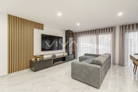 Moradia T3 Venda em Alpendorada, Várzea e Torrão,Marco de Canaveses