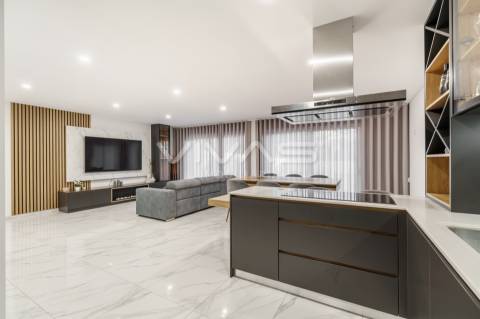 Moradia T3 Venda em Alpendorada, Várzea e Torrão,Marco de Canaveses