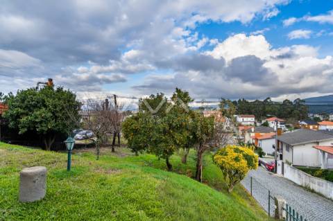 Moradia T3 Venda em Celeirós, Aveleda e Vimieiro,Braga