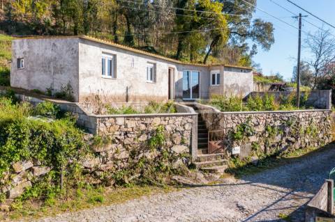 Moradia T2 Venda em Caldelas, Sequeiros e Paranhos,Amares