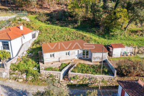 Moradia T2 Venda em Caldelas, Sequeiros e Paranhos,Amares