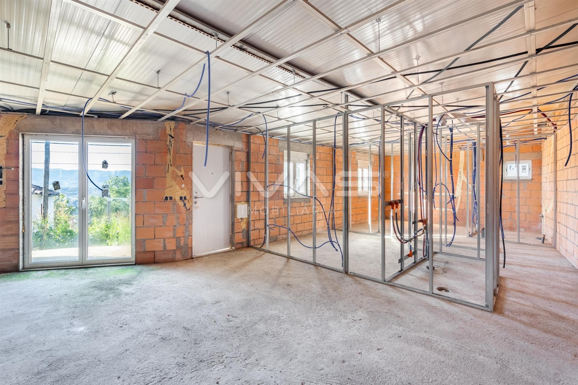 Moradia T2 Venda em Caldelas, Sequeiros e Paranhos,Amares