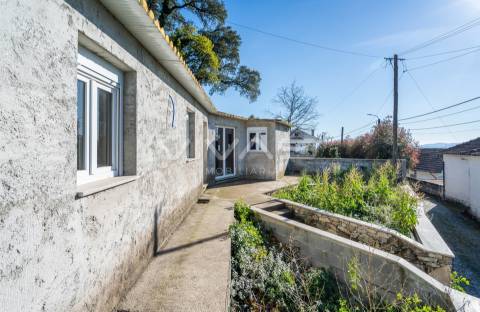 Moradia T2 Venda em Caldelas, Sequeiros e Paranhos,Amares