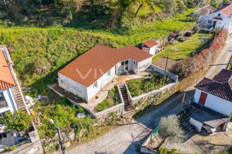 Moradia T2 Venda em Caldelas, Sequeiros e Paranhos,Amares