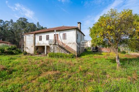 Moradia para Restaurar T0 Venda em Freiriz,Vila Verde
