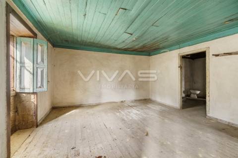 Moradia para Restaurar T0 Venda em Freiriz,Vila Verde