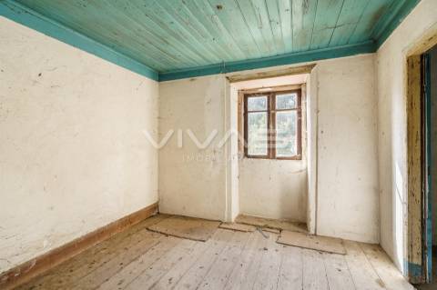 Moradia para Restaurar T0 Venda em Freiriz,Vila Verde