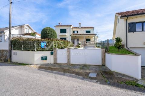 Moradia T3 Venda em Moure,Vila Verde