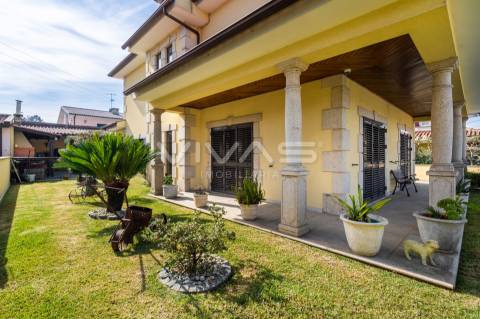 Moradia T4 Venda em Mire de Tibães,Braga
