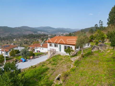 Moradia Isolada T2+1 Venda em Caldelas, Sequeiros e Paranhos,Amares
