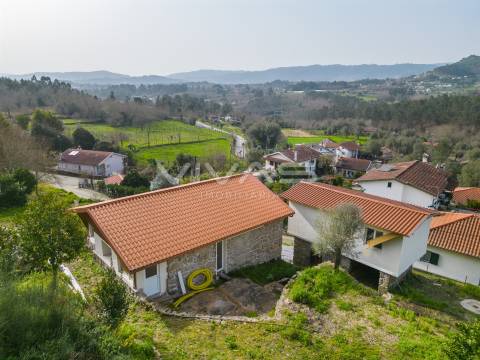 Moradia Isolada T2+1 Venda em Caldelas, Sequeiros e Paranhos,Amares