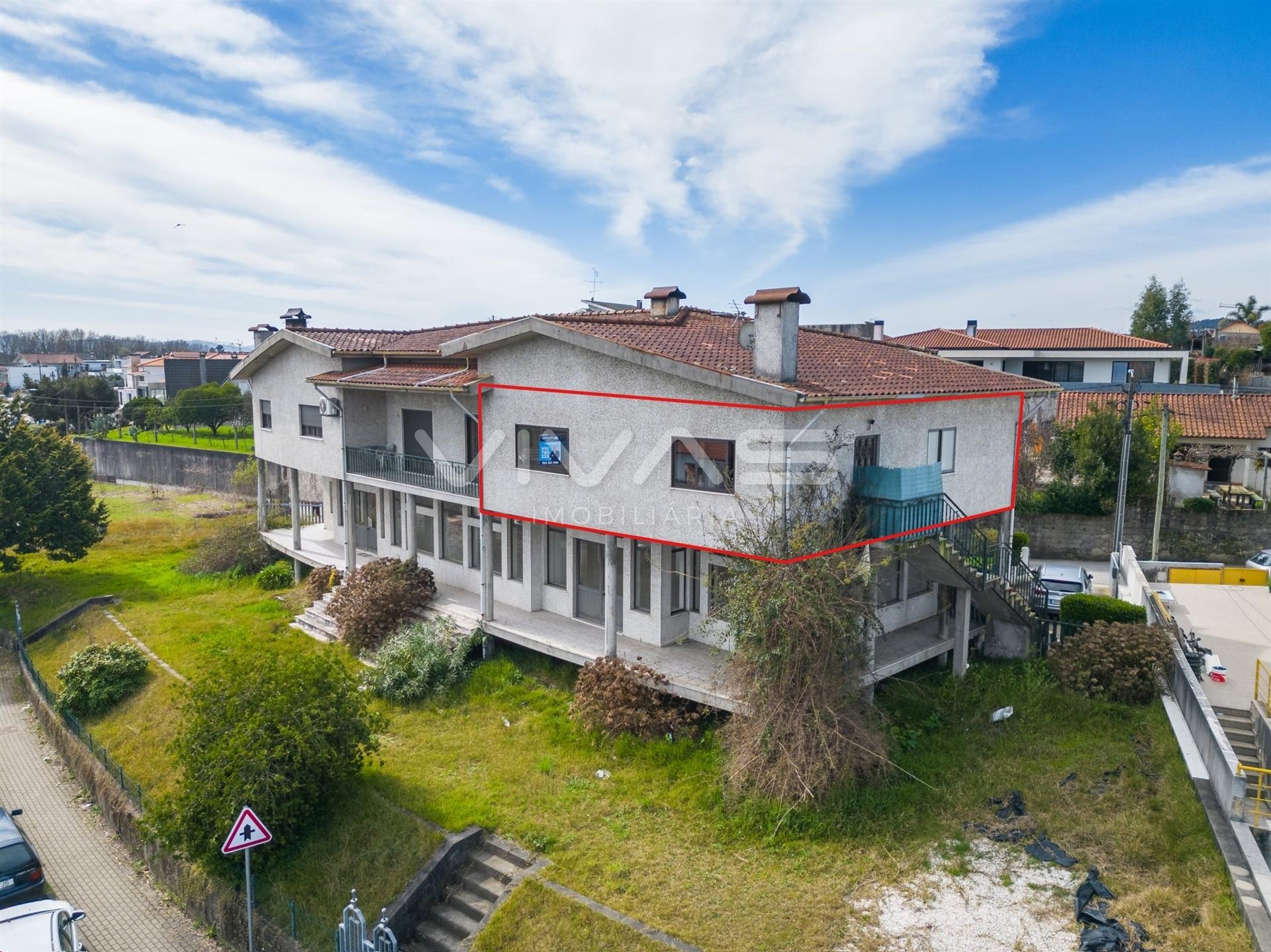 Andar Moradia T3 Venda em Loureira,Vila Verde