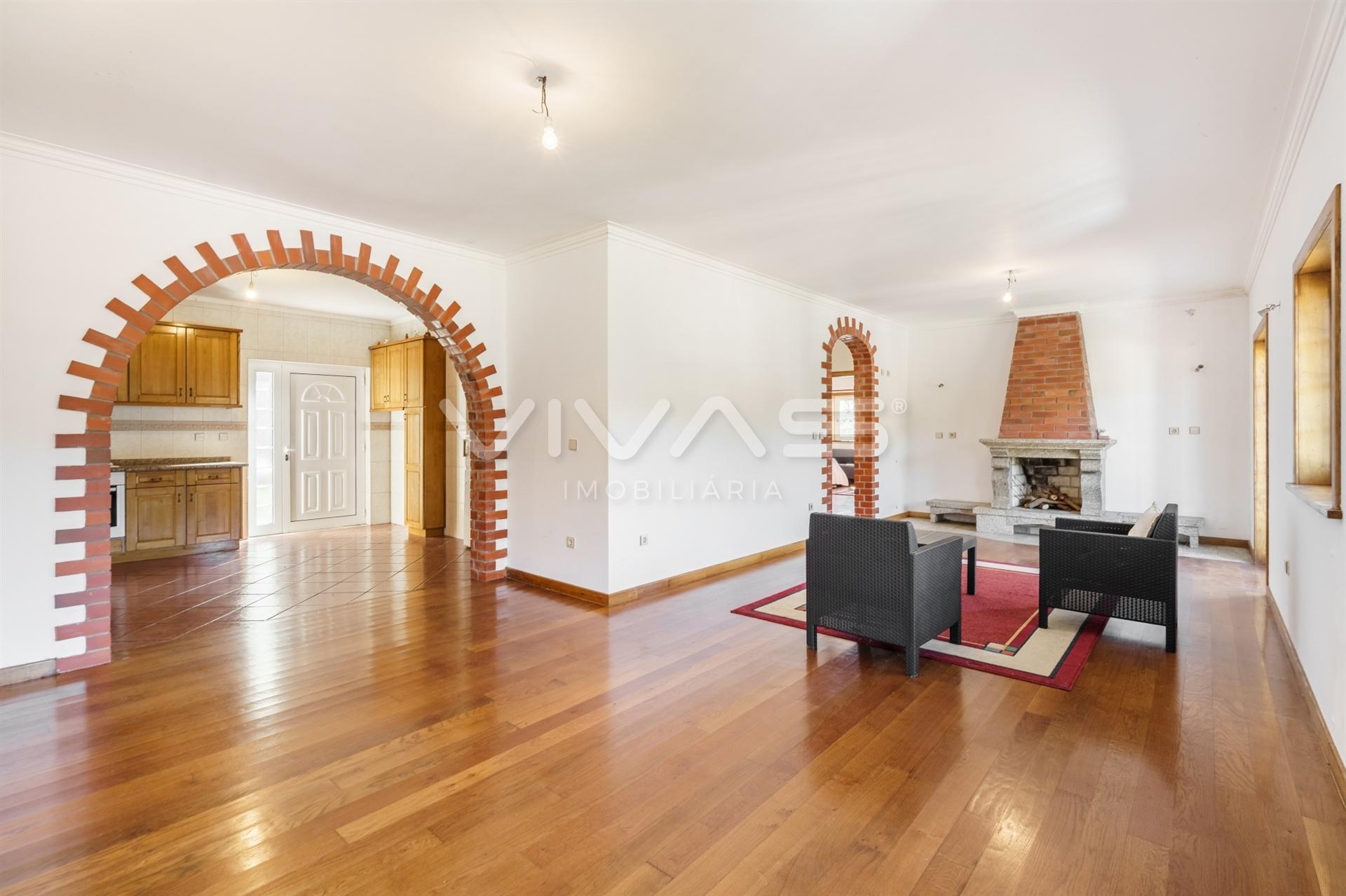 Moradia T4 Venda em Navió e Vitorino dos Piães,Ponte de Lima