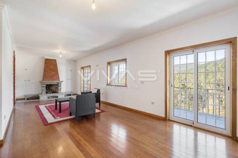 Moradia T4 Venda em Navió e Vitorino dos Piães,Ponte de Lima