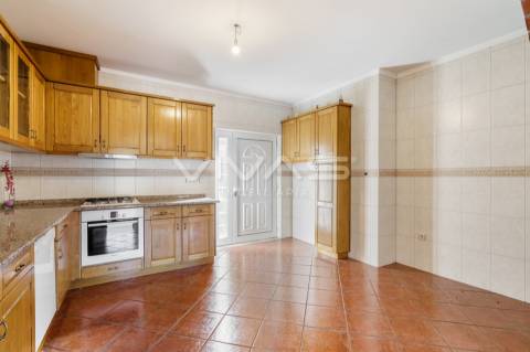 Moradia T4 Venda em Navió e Vitorino dos Piães,Ponte de Lima