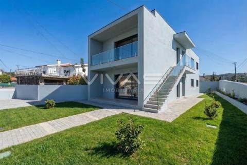 Andar Moradia T2 Venda em Carreiras (São Miguel) e Carreiras (Santiago),Vila Verde