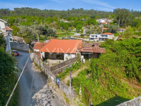 Moradia para Restaurar T0 Venda em Esqueiros, Nevogilde e Travassós,Vila Verde