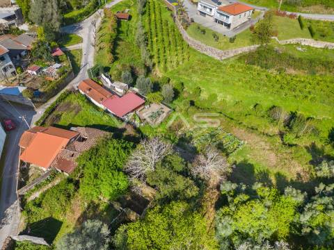 Moradia para Restaurar T0 Venda em Esqueiros, Nevogilde e Travassós,Vila Verde