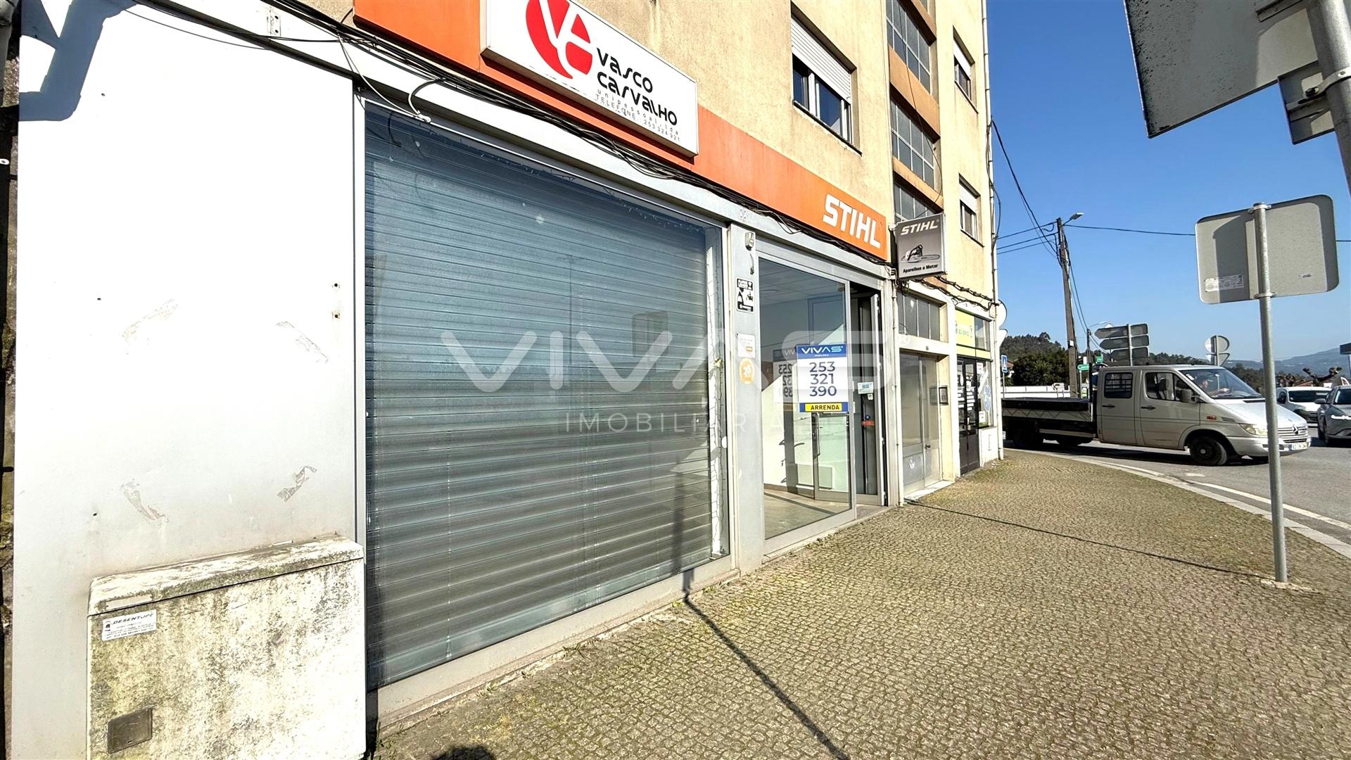 Loja  Arrendamento em Vila Verde e Barbudo,Vila Verde