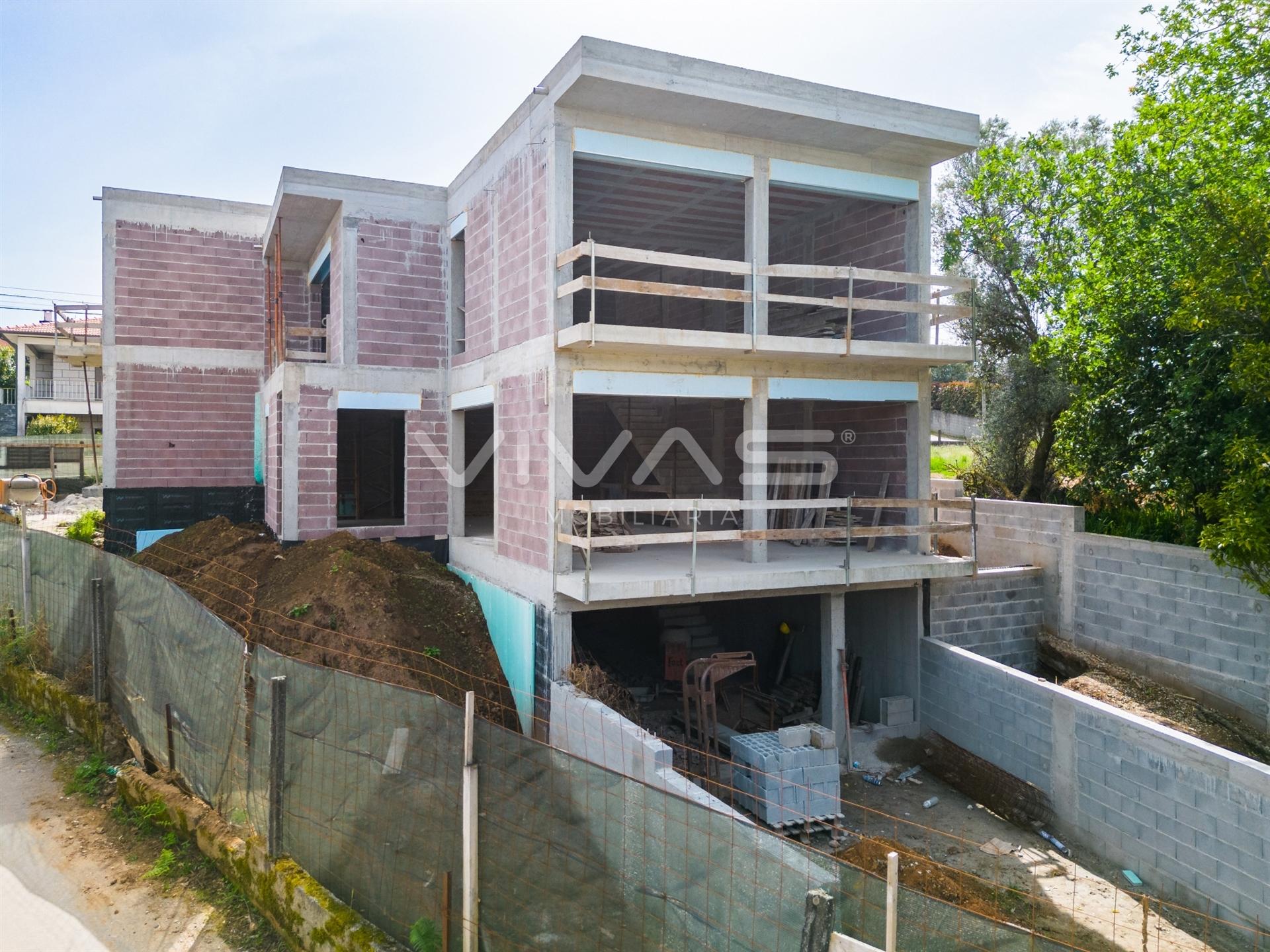 Moradia Geminada T3 Venda em Carreiras (São Miguel) e Carreiras (Santiago),Vila Verde