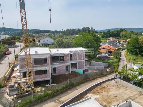 Moradia Geminada T3 Venda em Carreiras (São Miguel) e Carreiras (Santiago),Vila Verde
