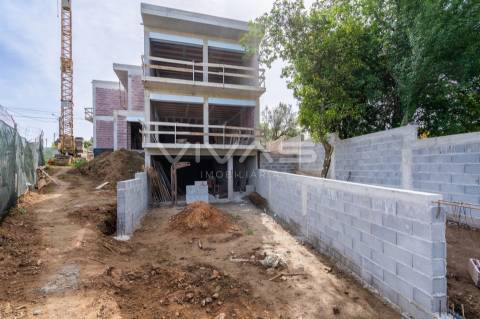 Moradia Geminada T3 Venda em Carreiras (São Miguel) e Carreiras (Santiago),Vila Verde