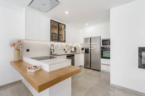 Moradia T3, Alpendorada, Marco de Canaveses