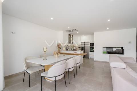 Moradia T3, Alpendorada, Marco de Canaveses