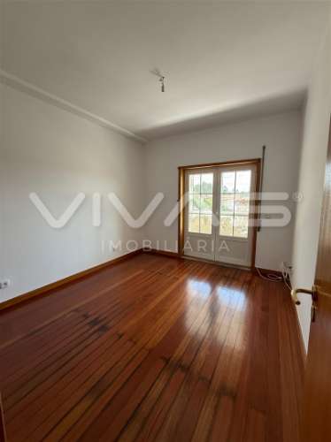 Apartamento T2 Arrendamento em Vila Verde e Barbudo,Vila Verde