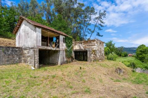 Moradia para Restaurar T0 Venda em Ribeira do Neiva,Vila Verde
