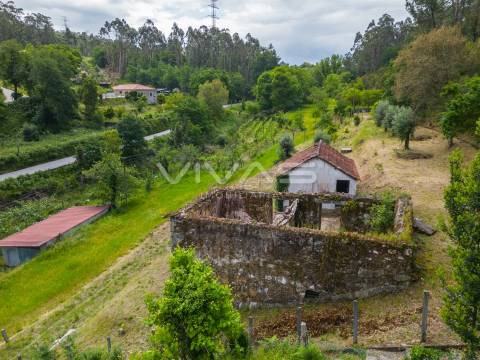 Moradia para Restaurar T0 Venda em Ribeira do Neiva,Vila Verde