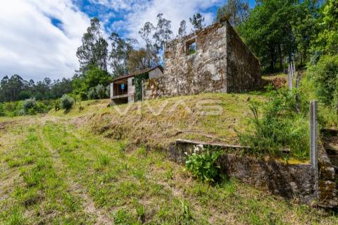Moradia para Restaurar T0 Venda em Ribeira do Neiva,Vila Verde