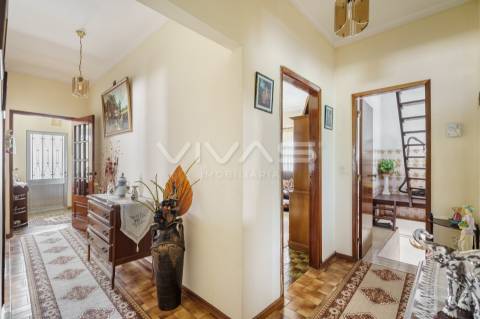 Moradia T5 Venda em Soutelo,Vila Verde