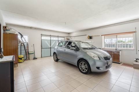Moradia T5 Venda em Soutelo,Vila Verde
