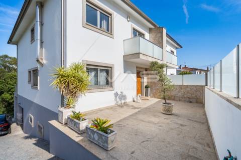 Moradia T3 Venda em Vila Verde e Barbudo,Vila Verde