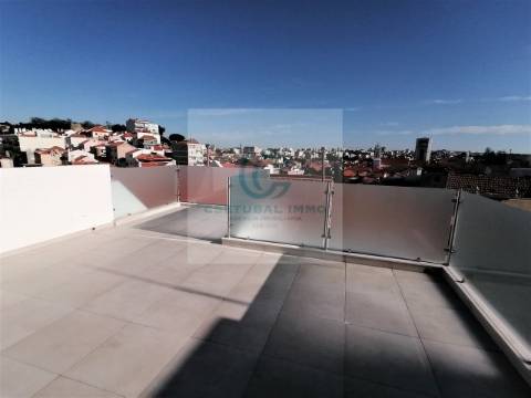 Moradia T2 Venda em Setúbal (São Julião, Nossa Senhora da Anunciada e Santa Maria da Graça),Setúbal