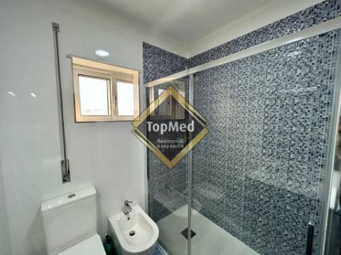 Praia,  Apartamento Duplex T4, vista mar Vila do conde( Árvore )- Mobilado