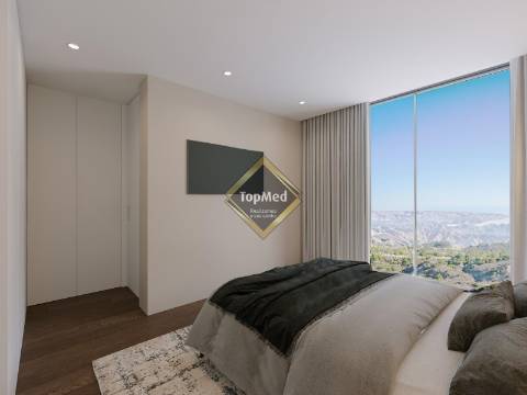 Moradias de luxo à entrada de Santo Tirso desde 480,000€.