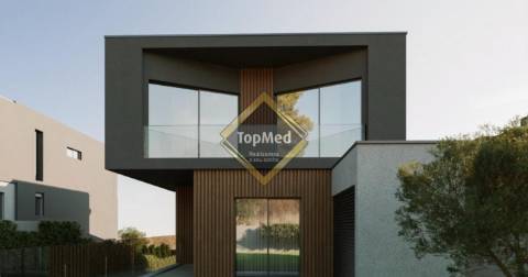 Moradias de luxo à entrada de Santo Tirso desde 480,000€.