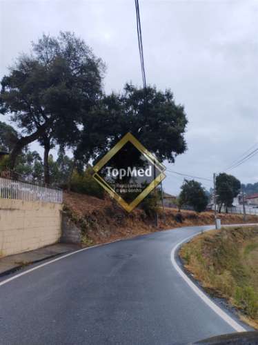 2 Terreno com 2700m2 em Roçadas, Santa Maria da Feira